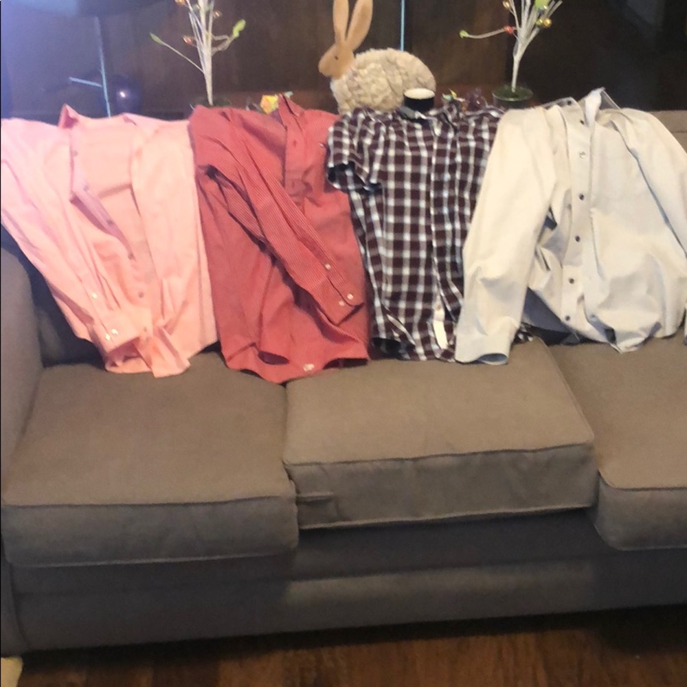 Men’s button downs